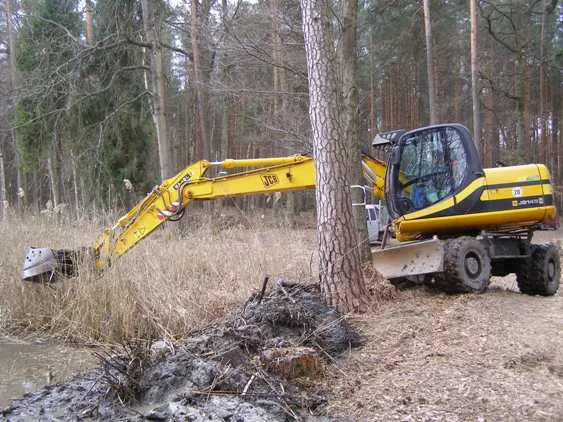Prace na zbiorniku "Dąbrownik"